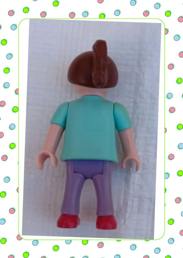 Enfant fille Playmobil - photo numéro 2