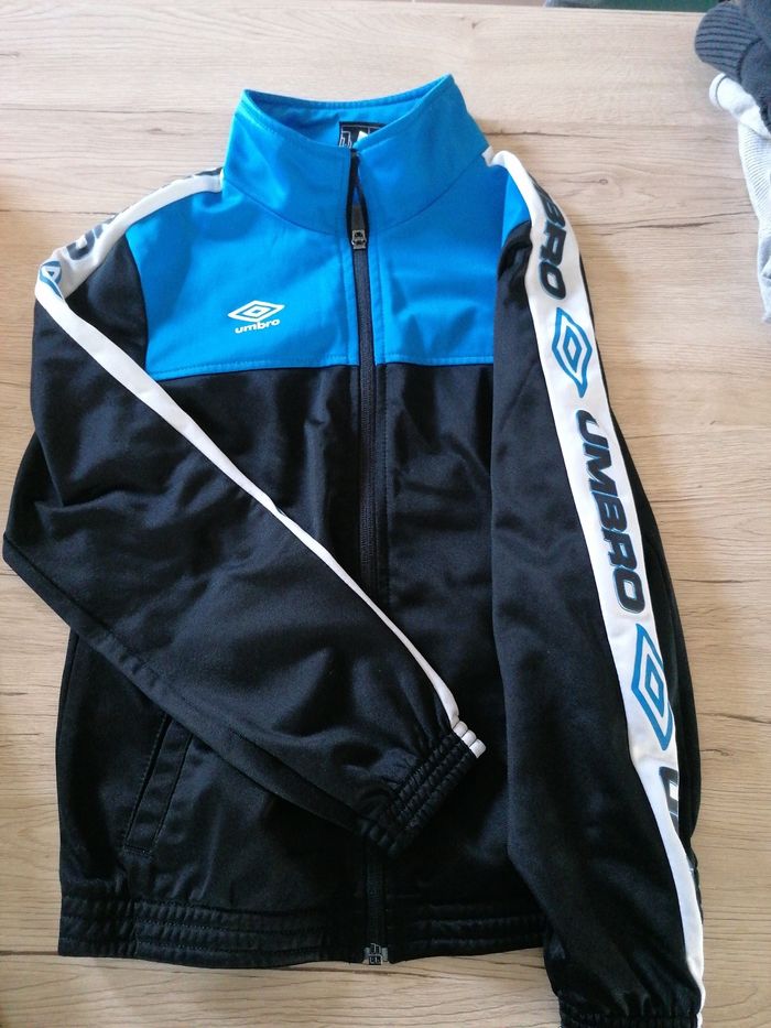 Ensemble jogging umbro - photo numéro 2