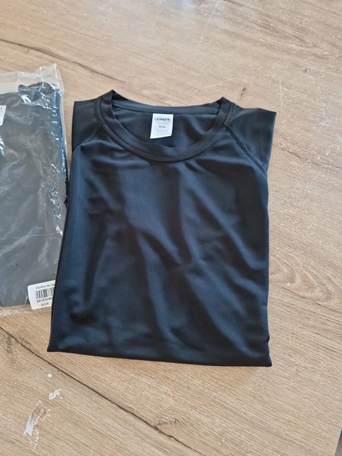 Lot de 2 maillots de sport noir - photo numéro 2