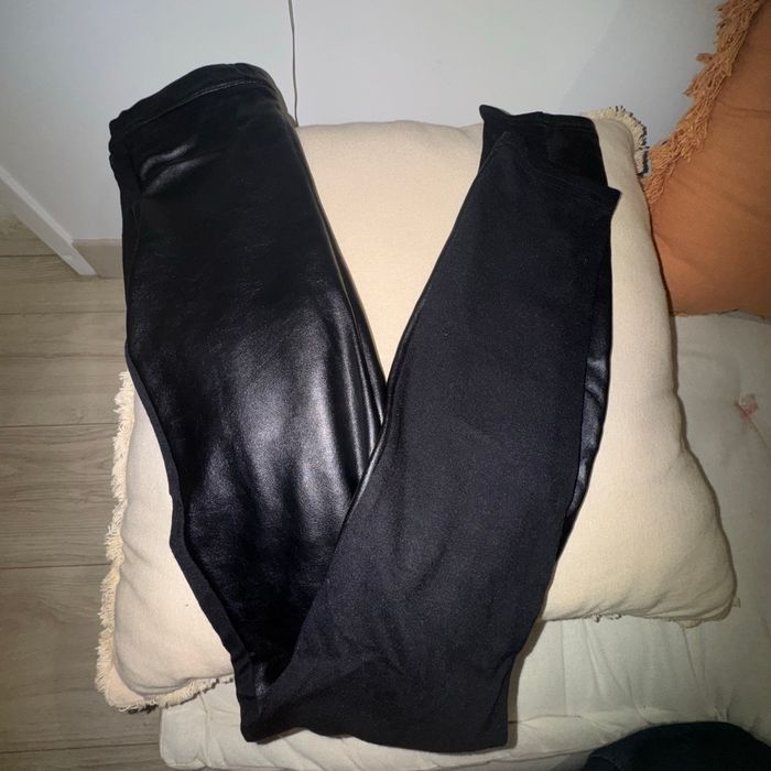 Pantalon simili cuir