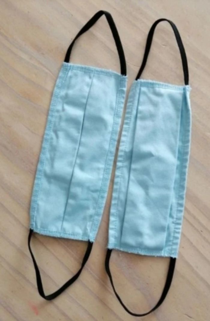 2 Masques en tissus bleu clair - photo numéro 2