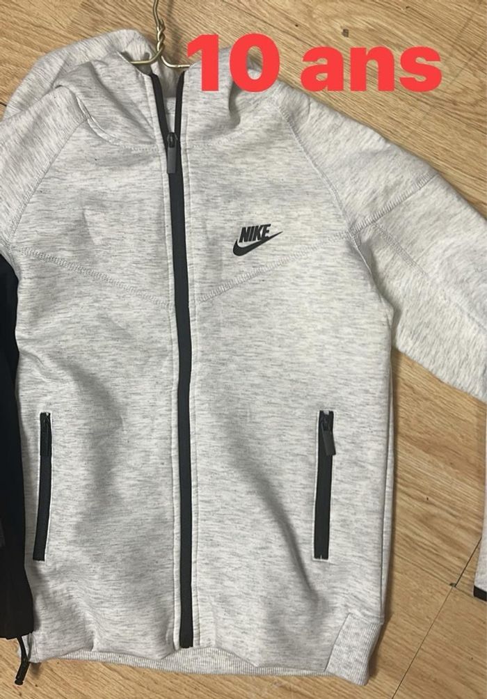 Ensemble survêtement