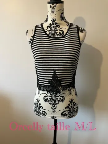 Crop top débardeur Orcelly taille M/L rayé noir et blanc avec dentelle - zippé dos