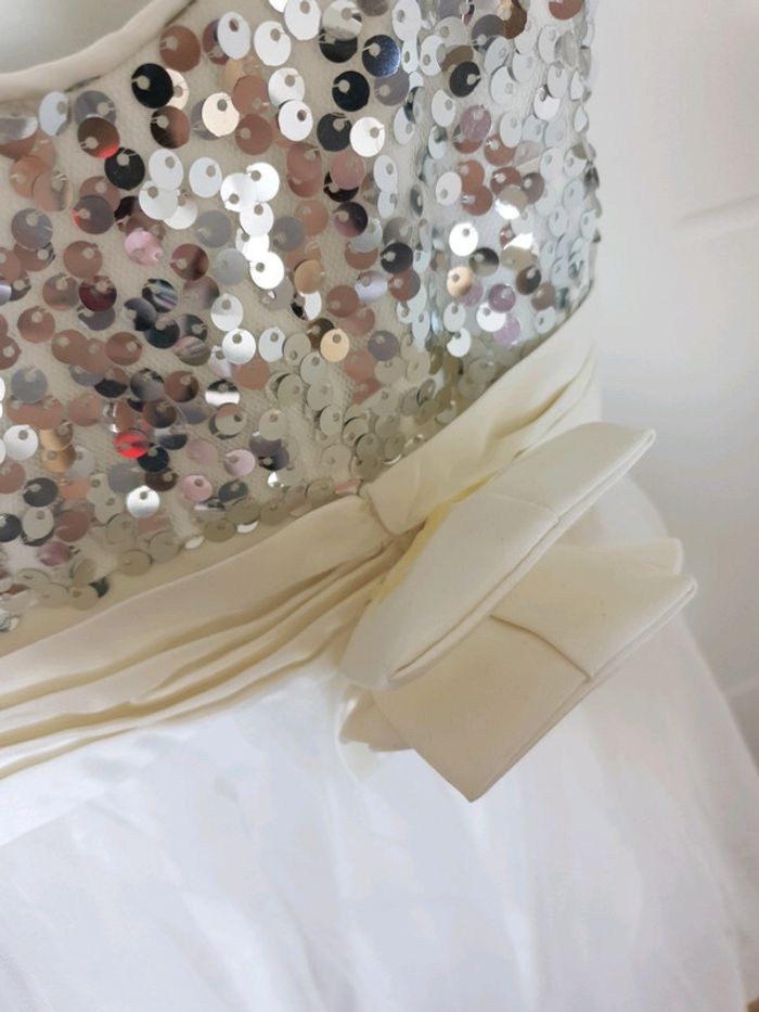 Robe de cérémonie - photo numéro 2