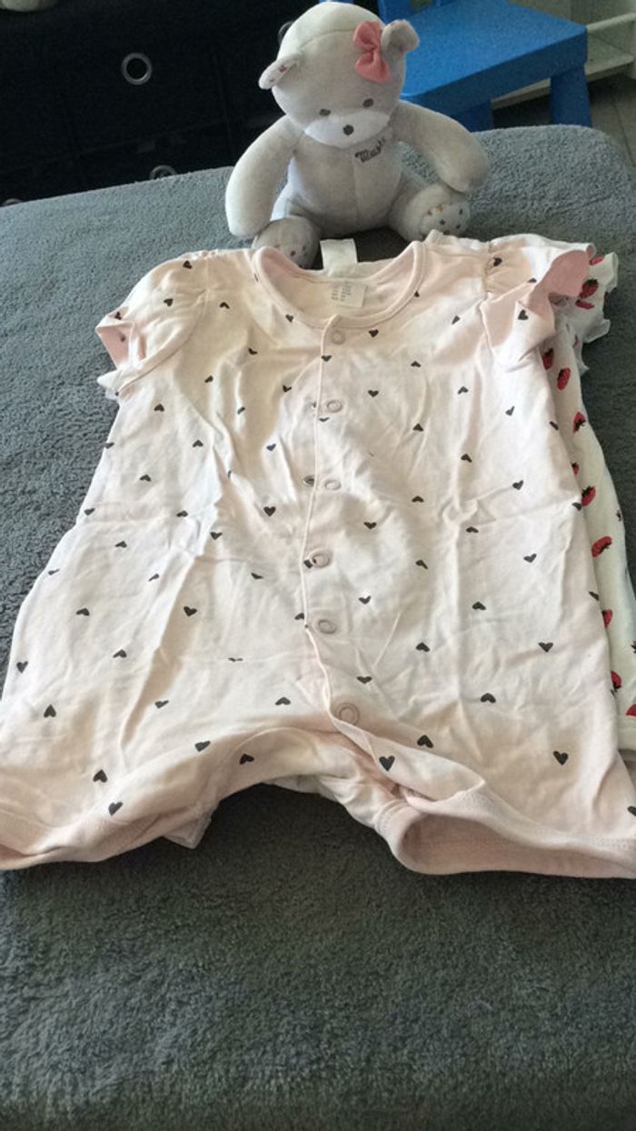 Lot 4 barboteuses - photo numéro 2