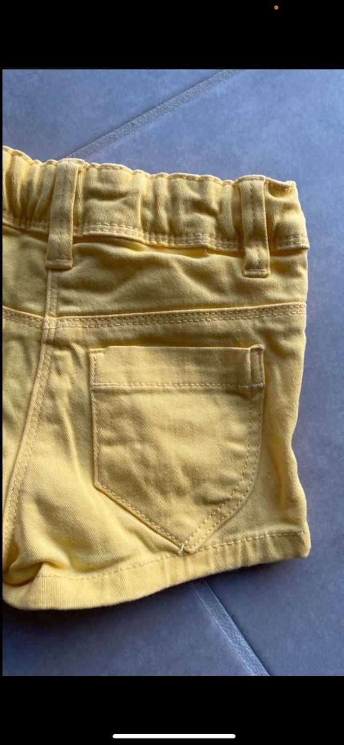 Short en jean jaune 24 mois Neuf - photo numéro 10