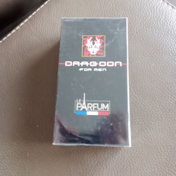 🌹Parfum "Daagoon for men " tout neuf 🌹