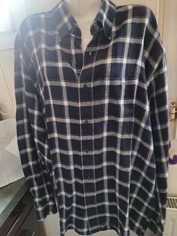 Chemise homme très sympa de marque