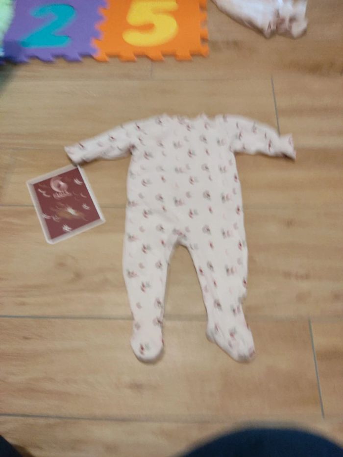 Pyjama fin 6 mois les essentiel de boutchou