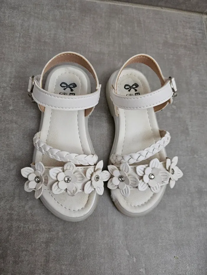Chaussures blanches à strass idéal cérémonie taille 28 - photo numéro 6