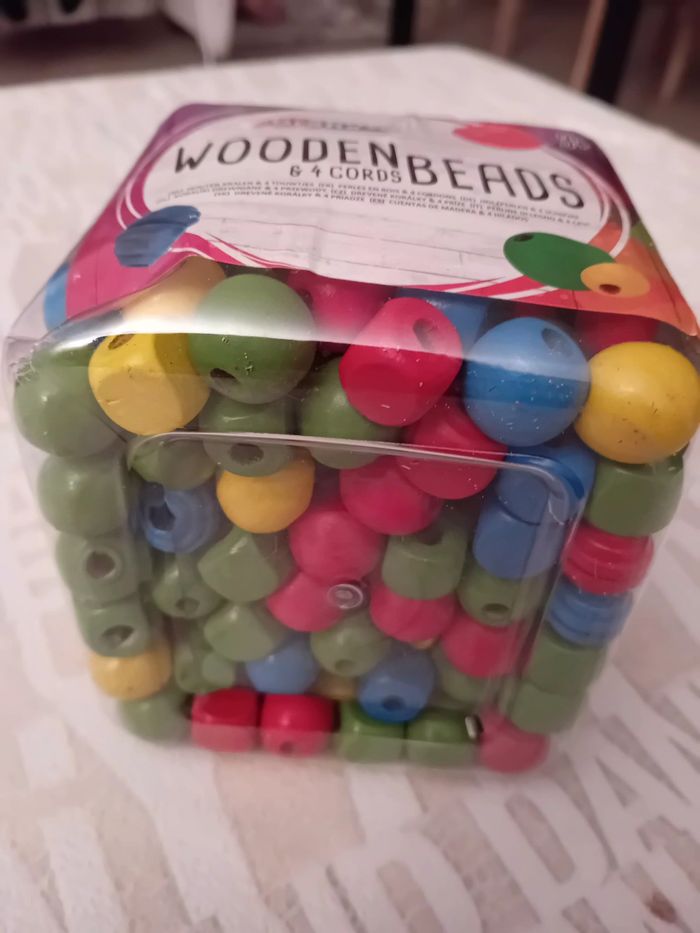 Boîte de perles "Wooden & Beads" - photo numéro 4