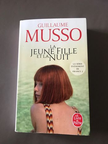 Livre La jeune fille et la nuit