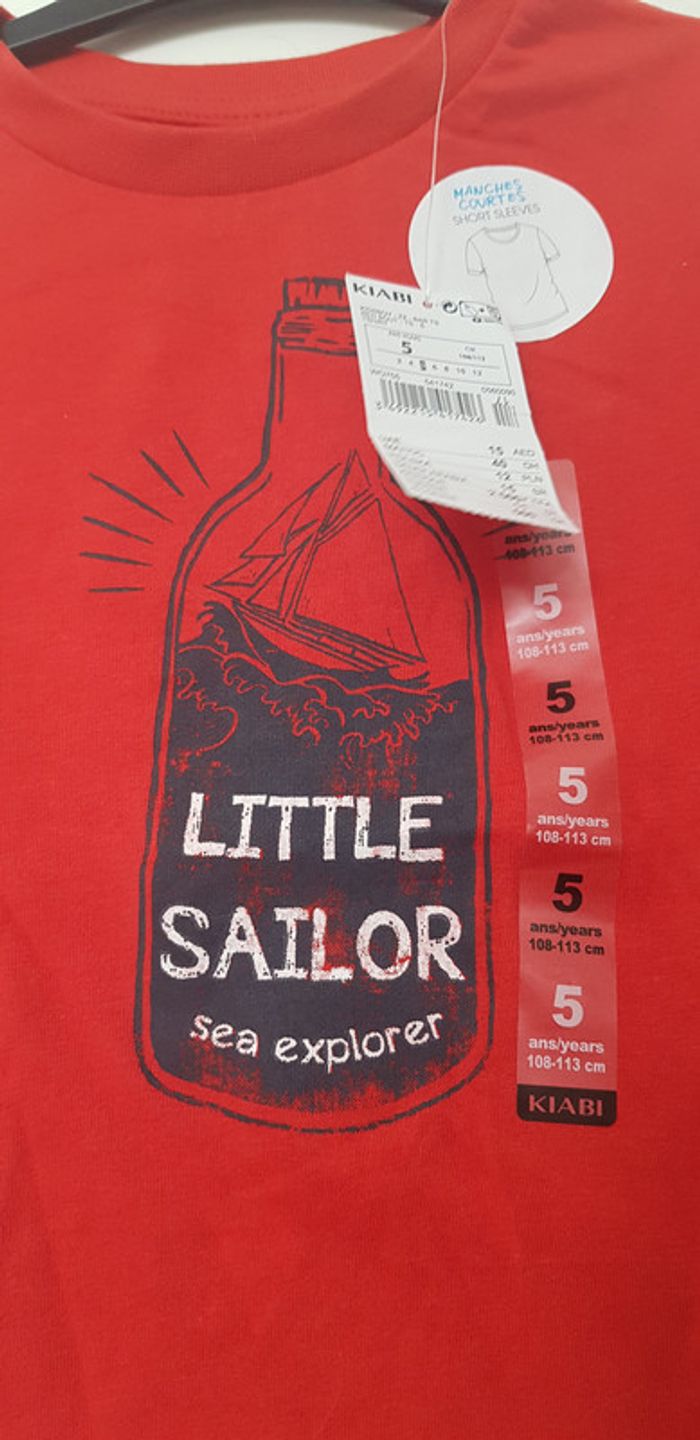 Tee-shirt neuf - photo numéro 2