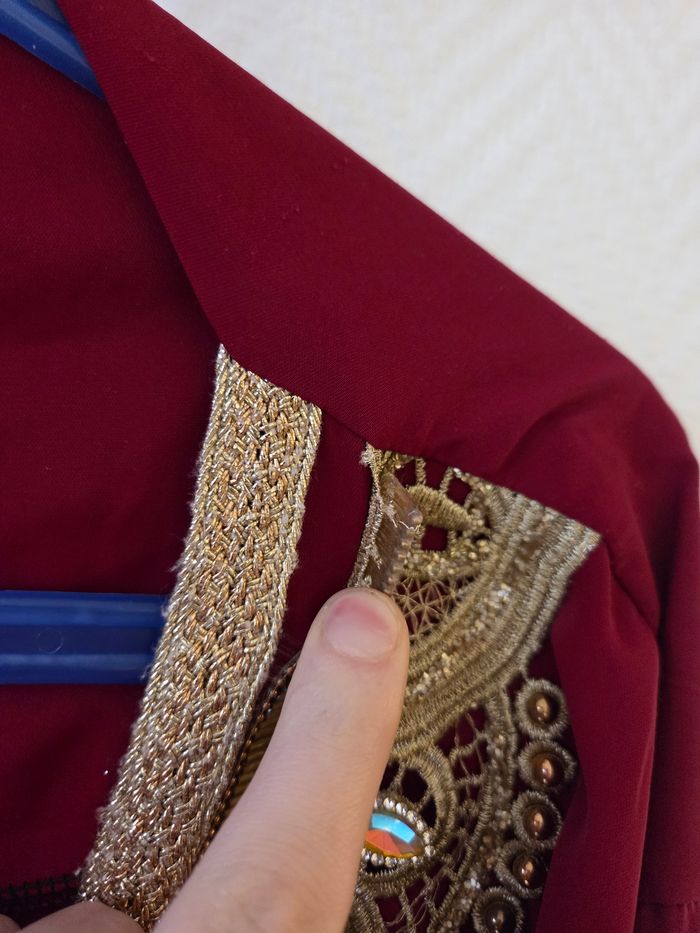 Ensemble caftan robe et kimono bordeau et doree - photo numéro 10