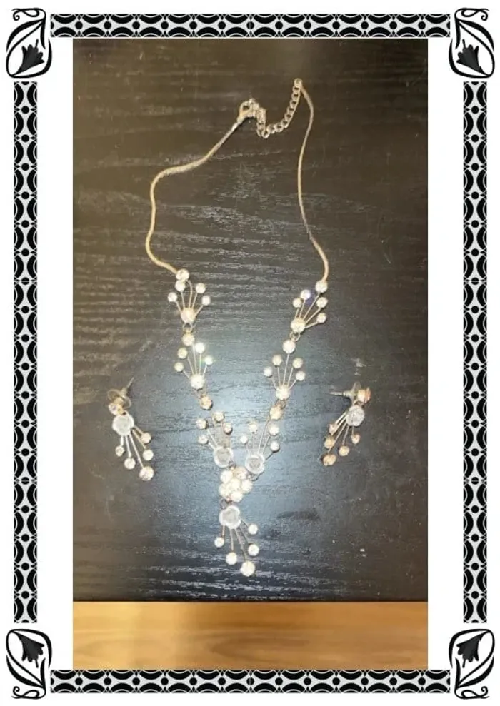 Parure collier et boucle d’oreille - photo numéro 2