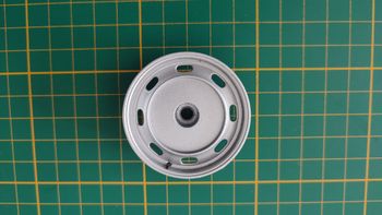 Pièce 20B du fascicule n°20 numéro 20 pièce détachée Renault R8 Gordini 1/8 1/8ème Eaglemoss collect