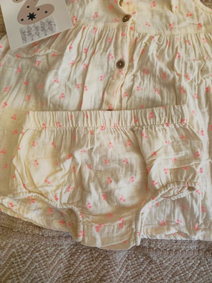 Ensemble robe bloomer bandeau orchestra 2 ans porté une fois - photo numéro 3