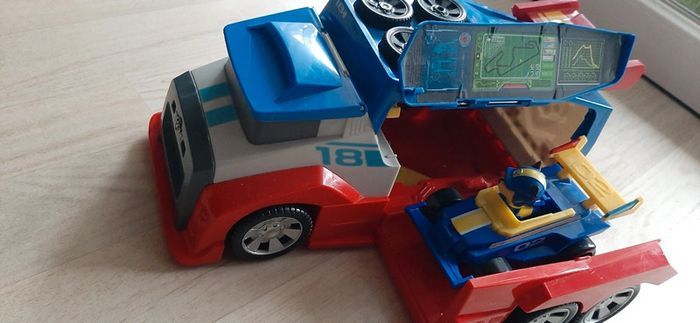 Camion mobile Pit Stop Team Ready Race Rescue Paw Patrol