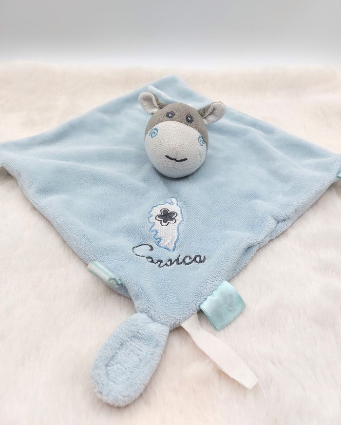 Doudou plat âne cheval bleu Corse Corsica blanc gris Textisun attache tétine - photo numéro 2