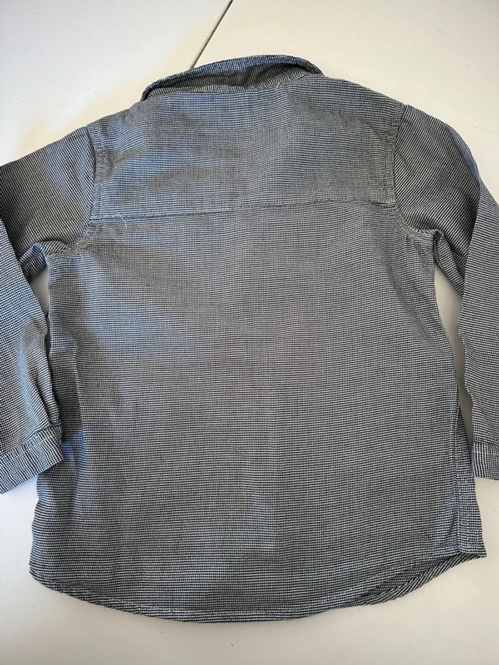 Chemise noire et blanche garçon - photo numéro 5