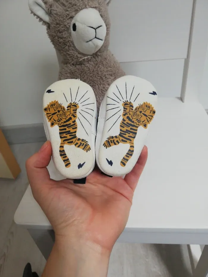 Chaussures bébé kiabi taille 3 - 6mois - photo numéro 5