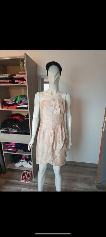 Robe de soirée beige doré