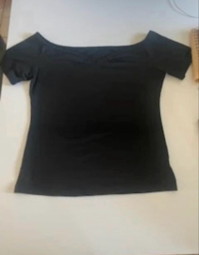 Top épaules dénudées pour femme NEUF taille M couleur noir - photo numéro 3