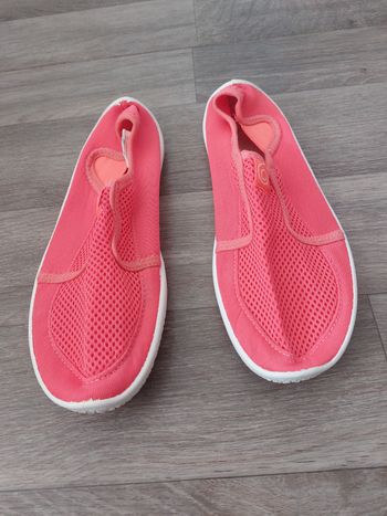 Chaussure aquatique p37