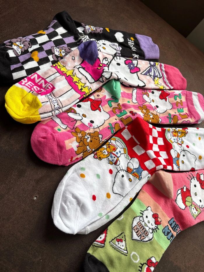 Lot de 5 paires de chaussettes Hello kitty - photo numéro 3