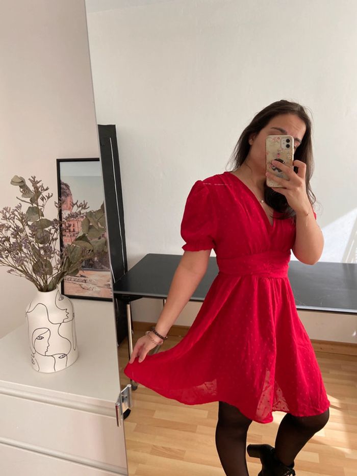 Superbe robe rouge à volants / Taille L - photo numéro 2