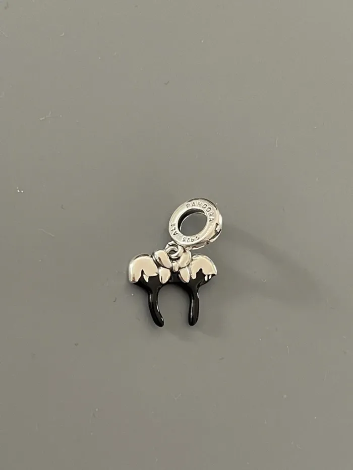 Charm pandora Disney oreilles de Minnie 100 ans