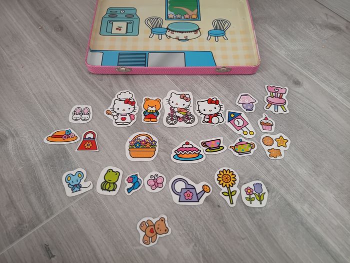 Valisette magnétique Hello Kitty - photo numéro 4