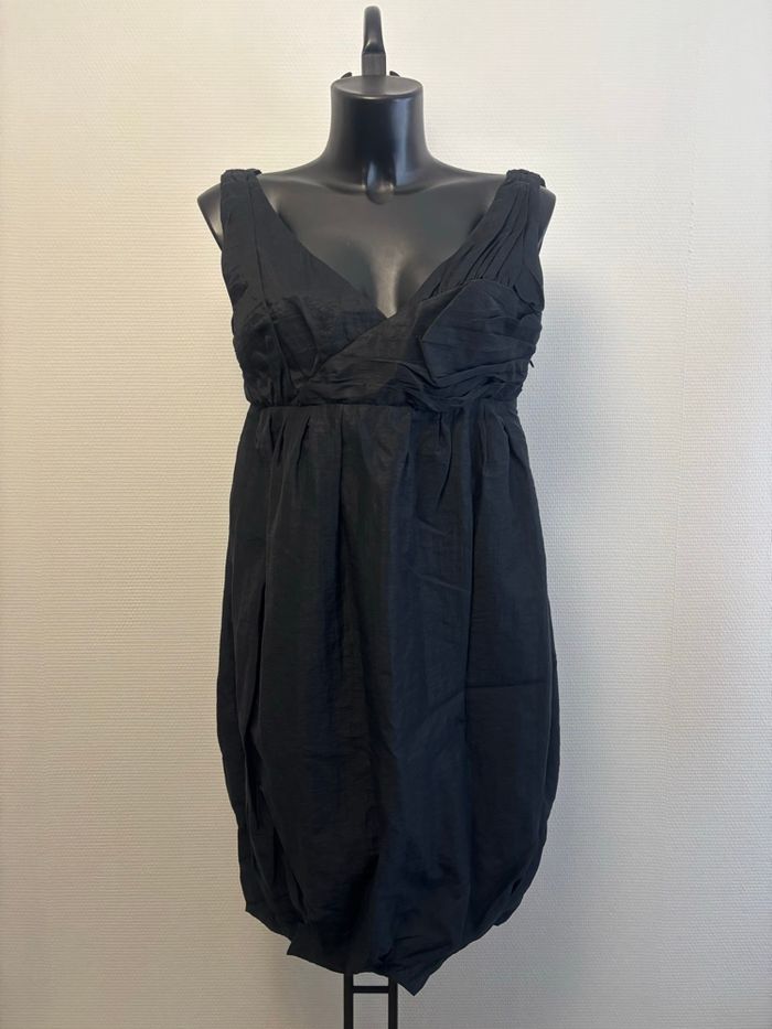 Robe noire effet froissé Mango neuve