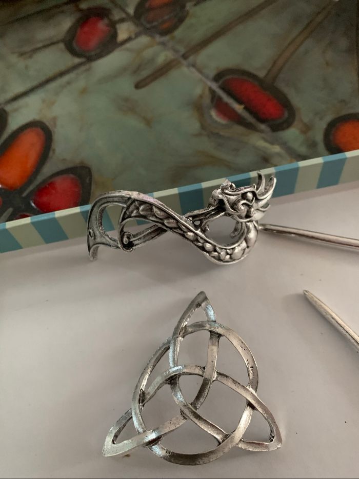 2 épingles à cheveux dragon et symbole viking - photo numéro 5