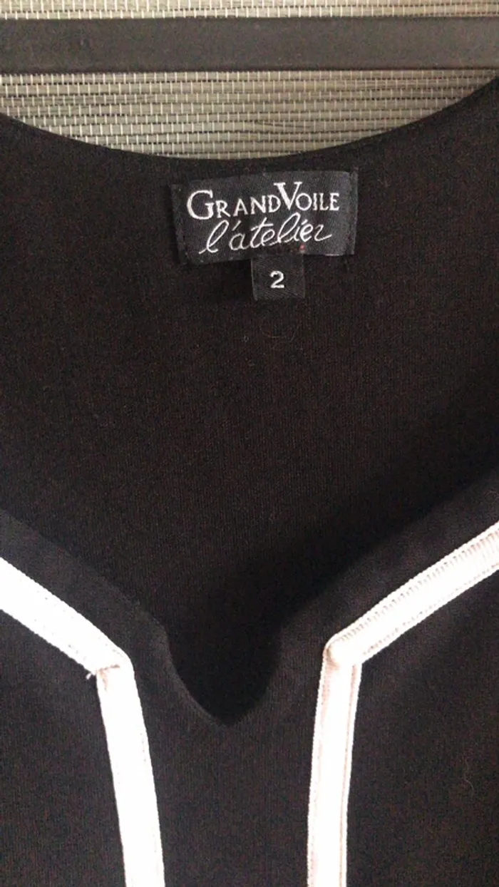 Robe noire - photo numéro 4
