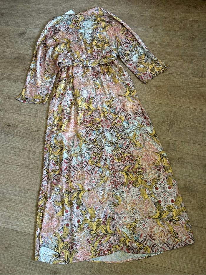 Robe longue satinée neuve Laura Max taille M - photo numéro 8