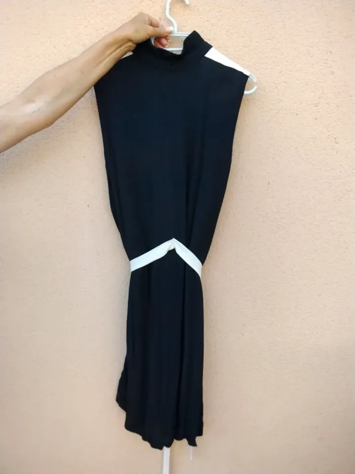 Robe nafnaf taille 38 - photo numéro 3