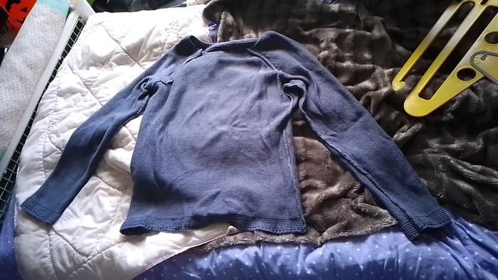 Pull en coton bleu marine - photo numéro 7