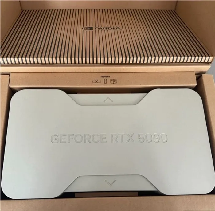 Carte graphique GeForce RTX 5090 FE Founders Edition - photo numéro 2