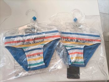 Lot 2 Maillots de bain 9 mois