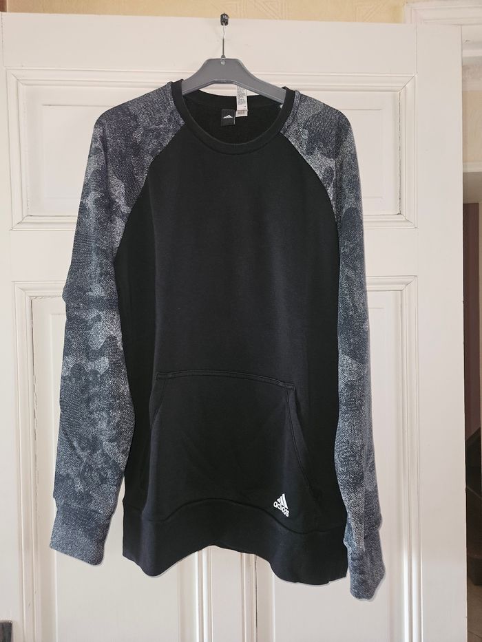 Sweat adidas
