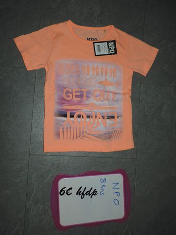 tee shirt NPO taille 8 ans