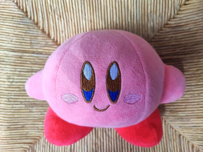 Peluche doudou Kirby A