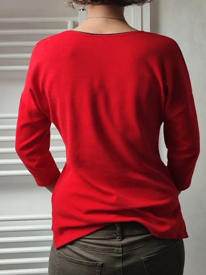 Joli pull ample mi saison S/M - photo numéro 3