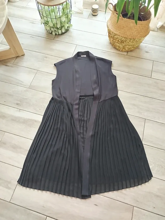 Gilet fin transparent sans manches