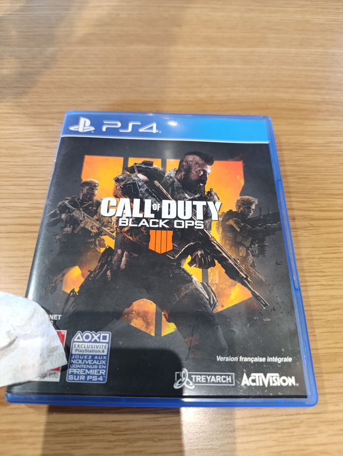 Jeu Call of Duty Black Ops 4 PS4