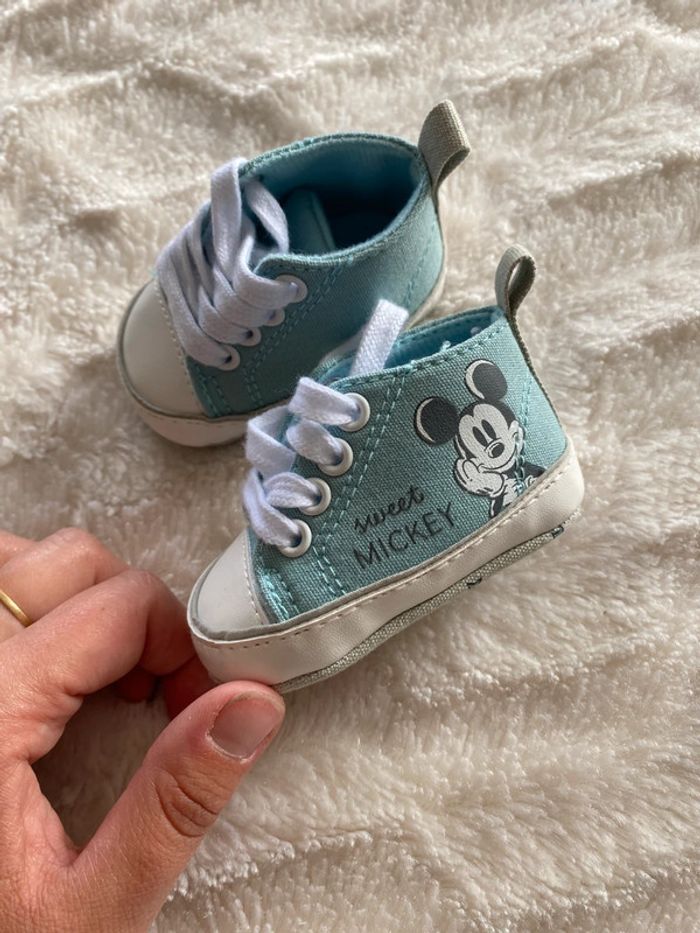 Chaussure Mickey bébé