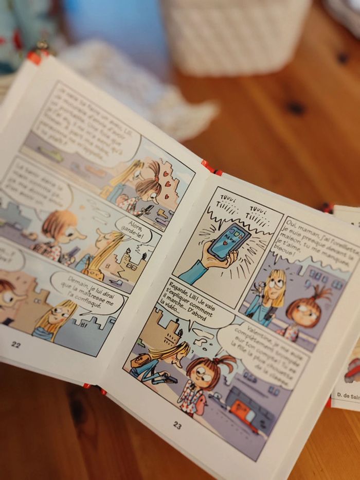 Livre Lili veut un téléphone portable - photo numéro 4