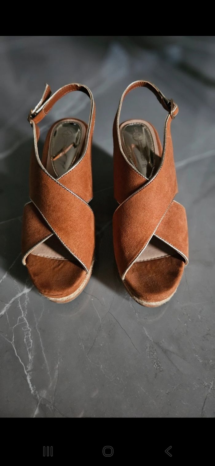 Chaussure a talon - photo numéro 2