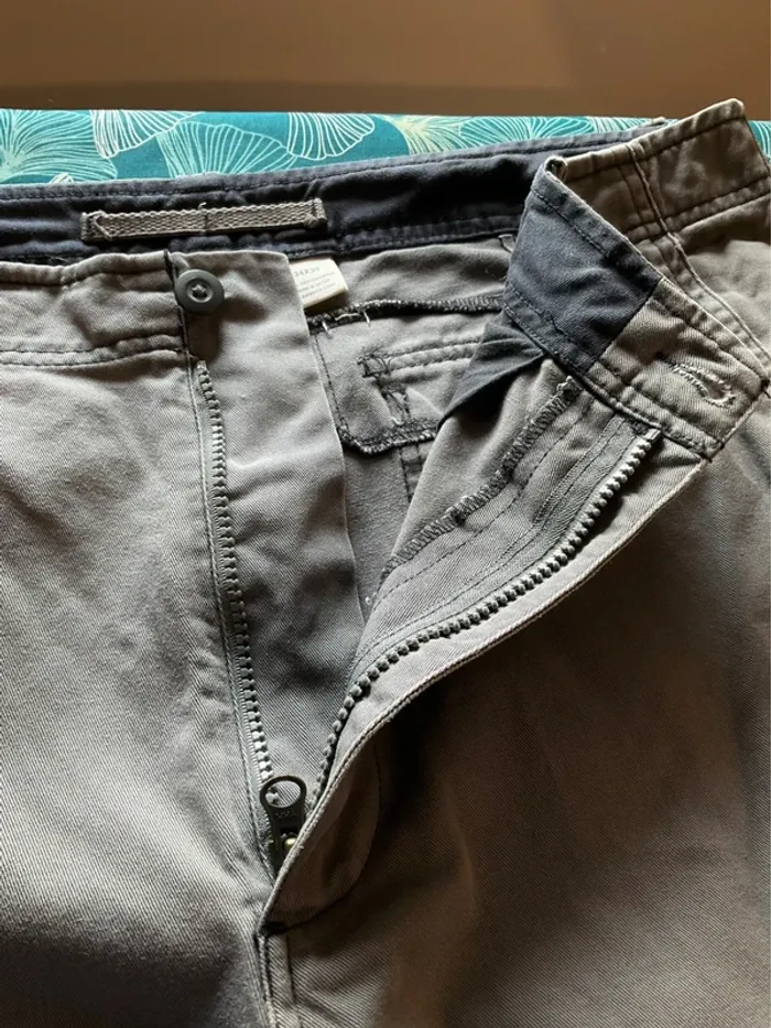 Short cargo gris pour homme Old Navy taille W34 FR44 465 - photo numéro 3